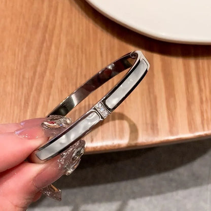Stainless Steel for Women Smooth Volutto
